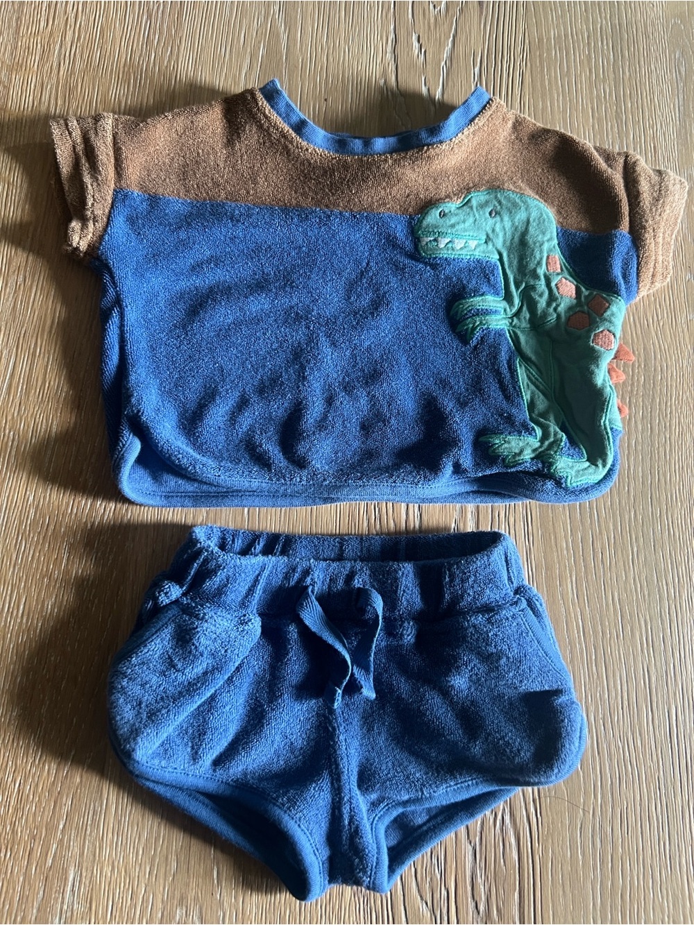 🦖💙NWT JOJO MAMAN BEBE DINO TERRYCLOTH SET🦖💙